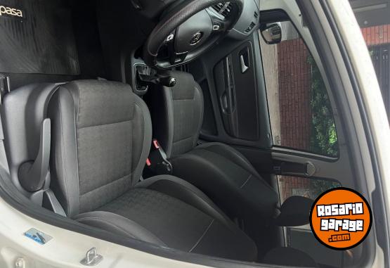 Autos - Volkswagen Fox trendline 2016 Nafta 82000Km - En Venta