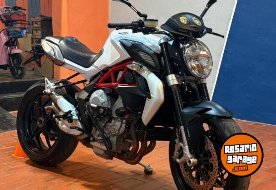 Motos - Otra marca BRUTALE 800 2015 Nafta 15000Km - En Venta