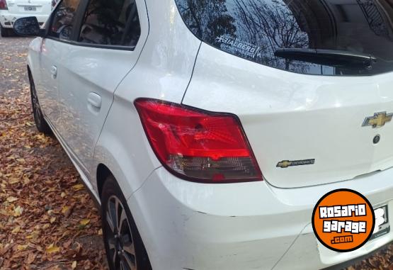 Autos - Chevrolet Onix LTZ 2015 Nafta 127000Km - En Venta