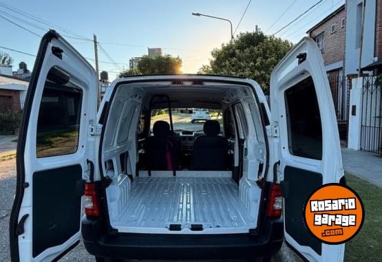 Utilitarios - Citroen Berlingo 2023 Nafta 30000Km - En Venta