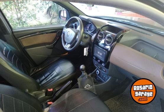 Autos - Renault Duster 4x4 2.0 privileg 2016 Nafta 280000Km - En Venta