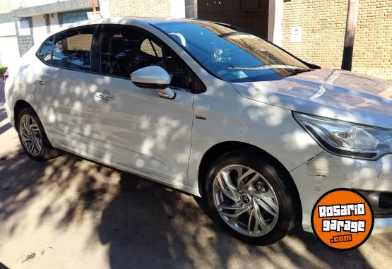 Autos - Citroen CITROEN C 4 LUNGE 2015 Nafta 121563Km - En Venta