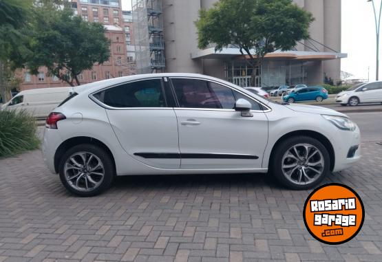 Autos - DS DS4 2013 Nafta 120000Km - En Venta