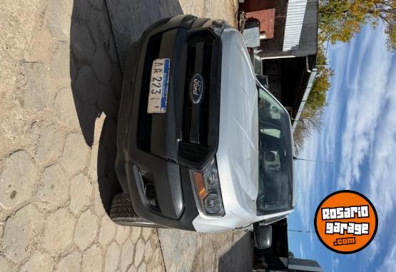 Camionetas - Ford Ranger xl 2016 Diesel 223000Km - En Venta