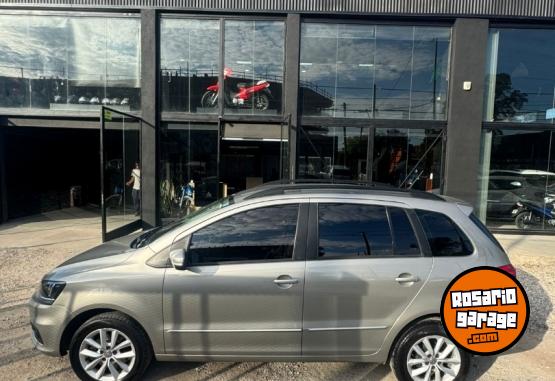 Autos - Volkswagen SURAN 1.6 TRENDLINE 2016 Nafta  - En Venta