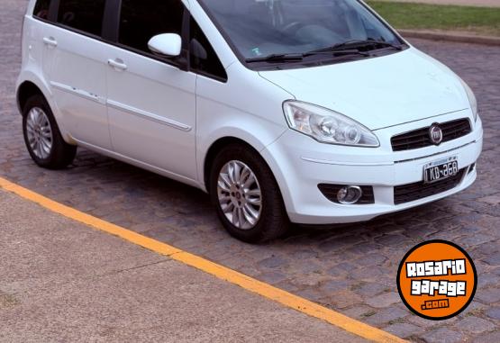 Autos - Fiat Fiat idea esessen 1.6 2012 Nafta 159000Km - En Venta