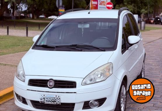 Autos - Fiat Fiat idea esessen 1.6 2012 Nafta 159000Km - En Venta