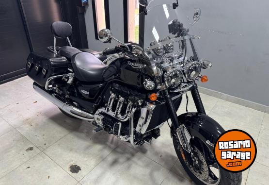 Motos - Triumph ROCKET III ROADSTER 2011 Nafta 22000Km - En Venta