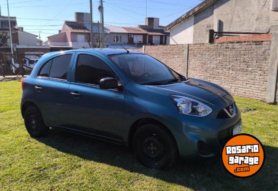 Autos - Nissan March 2017 Nafta 123000Km - En Venta