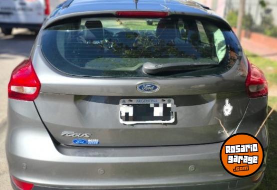 Autos - Ford Focus se plus 2015 Nafta 85000Km - En Venta