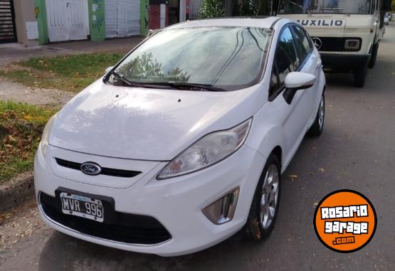 Autos - Ford Fiesta 2013 Nafta 144000Km - En Venta