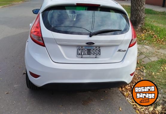 Autos - Ford Fiesta 2013 Nafta 144000Km - En Venta