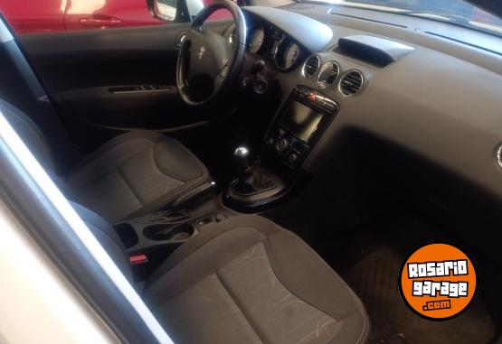 Autos - Peugeot 308 2018 Nafta 105000Km - En Venta
