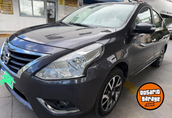 Autos - Nissan Versa Exclusive 2019 Nafta 72000Km - En Venta