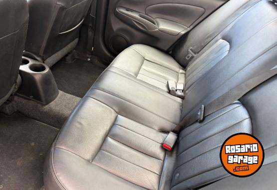 Autos - Nissan Versa Exclusive 2019 Nafta 72000Km - En Venta
