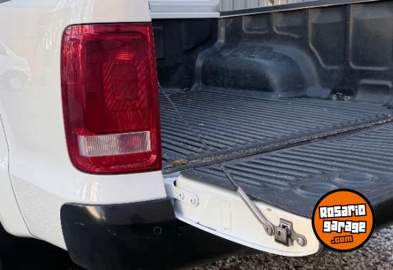 Camionetas - Volkswagen AMAROK 2021 Diesel 200000Km - En Venta