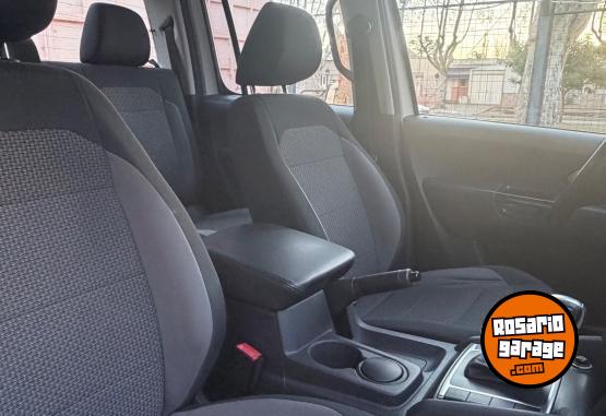 Camionetas - Volkswagen AMAROK 2021 Diesel 200000Km - En Venta