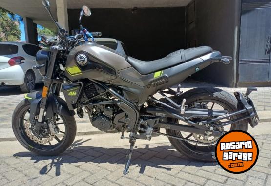 Motos - Benelli LEONCINO 250 2024 Nafta 9100Km - En Venta