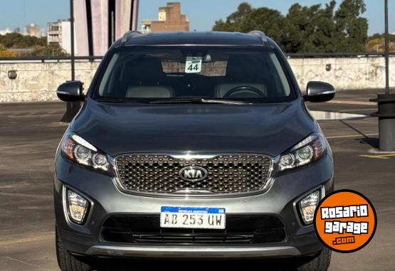 Camionetas - Kia Sorento EX 2017 Nafta 65000Km - En Venta