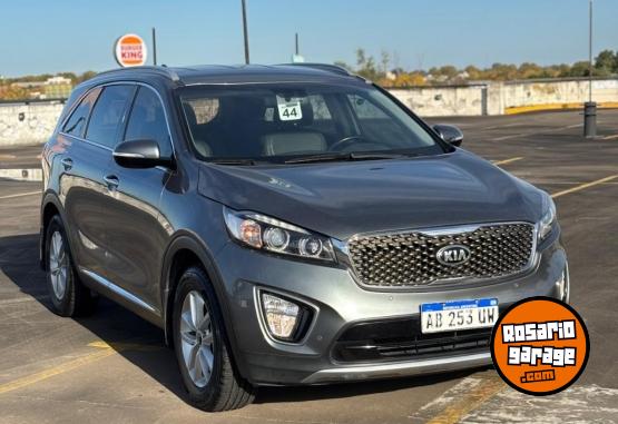 Camionetas - Kia Sorento EX 2017 Nafta 65000Km - En Venta
