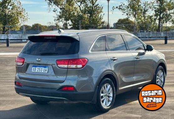 Camionetas - Kia Sorento EX 2017 Nafta 65000Km - En Venta