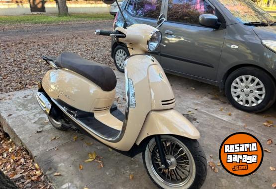 Motos - Beta Tempo 2025 Nafta 4000Km - En Venta