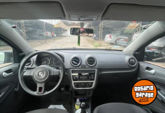 Autos - Volkswagen Voyage 2015 Nafta 103000Km - En Venta