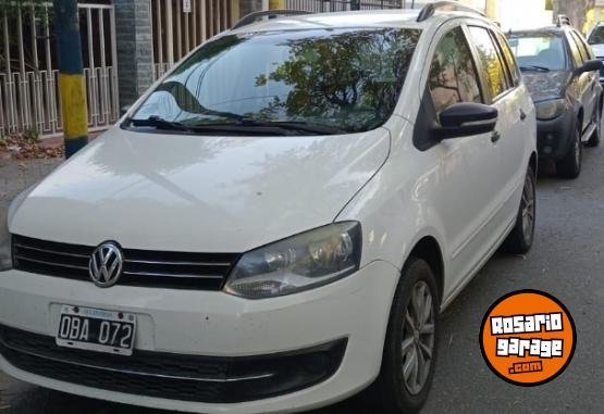 Autos - Volkswagen Suran Trendline 1.6 2014 Nafta 180000Km - En Venta
