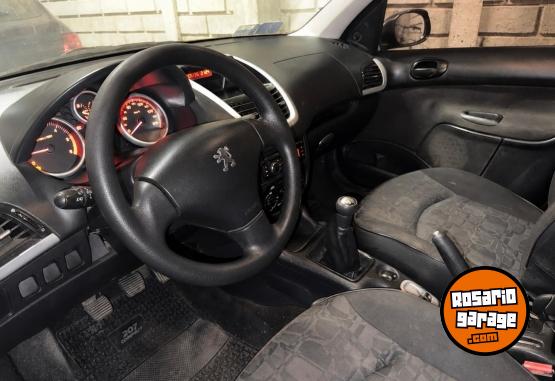 Autos - Peugeot 207 compact XS 2011 Diesel 140000Km - En Venta