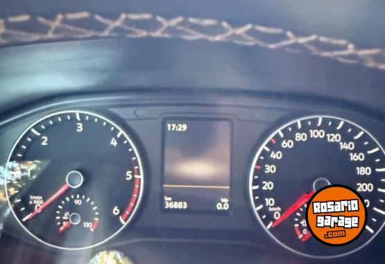 Camionetas - Volkswagen Amarok v6 extreme 2023 Diesel 36000Km - En Venta