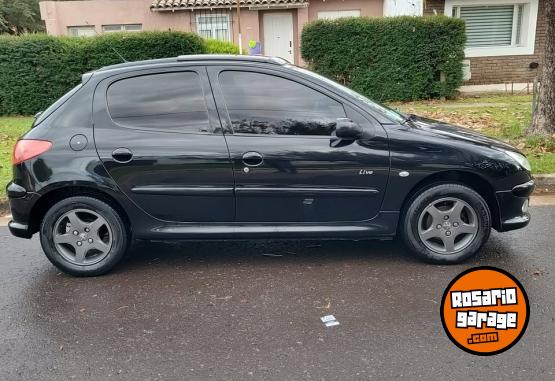 Autos - Peugeot 206 2008 Nafta 142000Km - En Venta