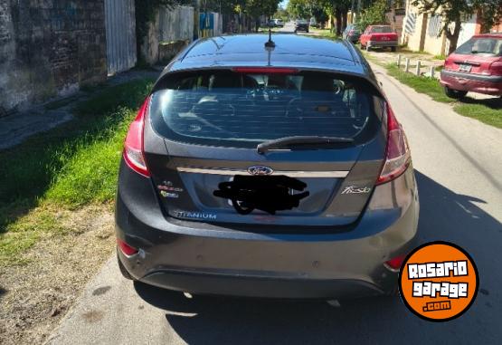Autos - Ford Fiesta titanium 2015 GNC 118000Km - En Venta
