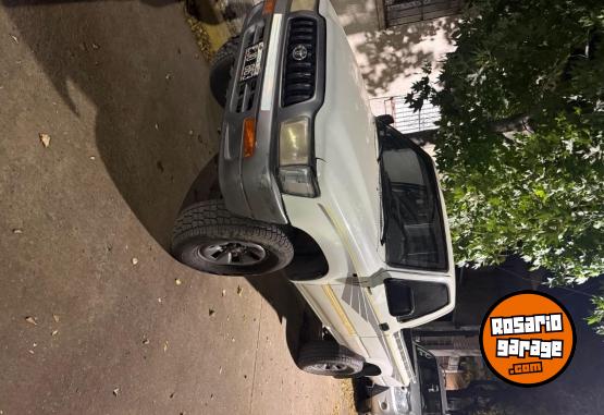 Autos - Toyota 3.0 2004 2004 Diesel 200000Km - En Venta