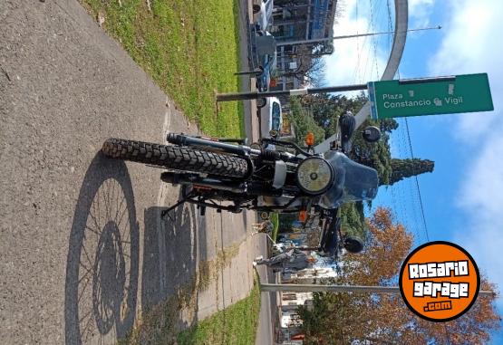 Motos - Royal Enfield Himalayan 2022 Nafta 13550Km - En Venta