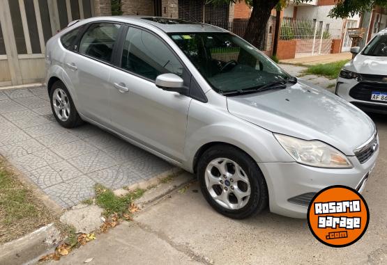 Autos - Ford Focus 2.0 gu�a autom�tico 2011 Nafta 222222Km - En Venta