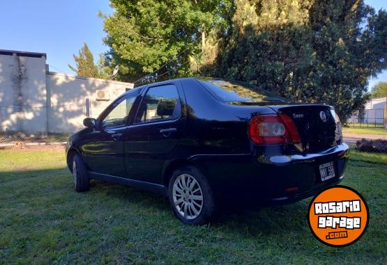 Autos - Fiat Siena 2013 GNC 390000Km - En Venta