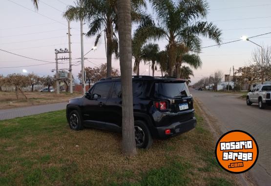 Camionetas - Jeep Renegade 2017 Nafta 210000Km - En Venta