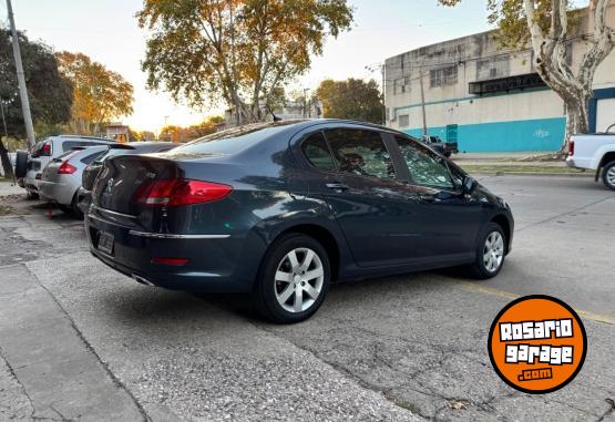 Autos - Peugeot 408 2011 Nafta 102000Km - En Venta