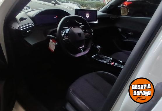 Autos - Peugeot 2008 2024 Nafta 35000Km - En Venta