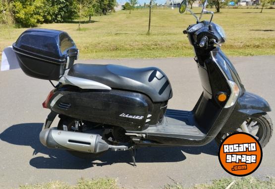Motos - Kymco Like 125 2024 Nafta 8500Km - En Venta