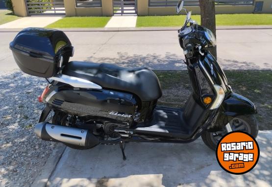 Motos - Kymco Like 125 2024 Nafta 8500Km - En Venta