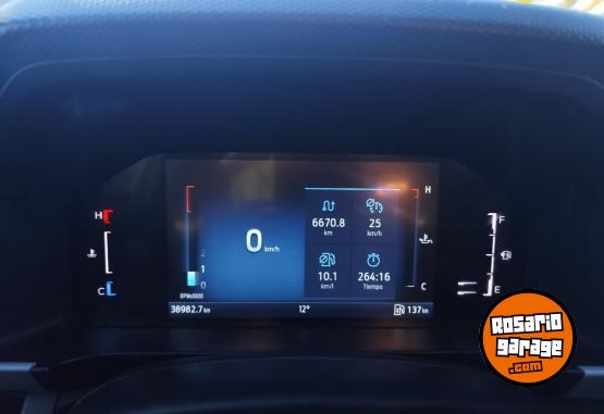 Camionetas - Ford Ranger DC XL 2.0L 4x4 2024 Diesel 38000Km - En Venta