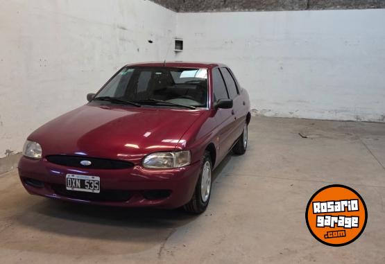 Autos - Ford Escort lx 1.6 2001 Nafta 121000Km - En Venta