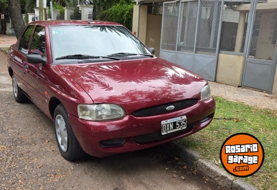 Autos - Ford Escort lx 1.6 2001 Nafta 121000Km - En Venta