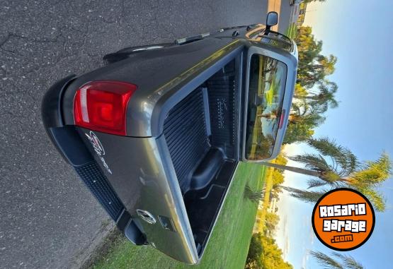 Camionetas - Volkswagen Amarok 2018 Diesel 124000Km - En Venta