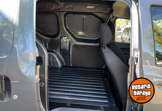 Autos - Renault Kangoo 2023 Nafta 141000Km - En Venta
