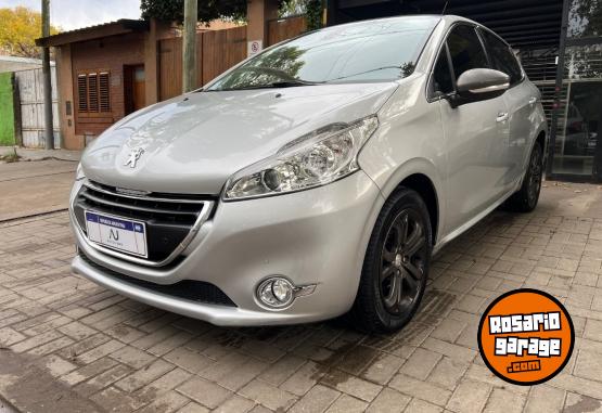 Autos - Peugeot 208 Feline 2014 Nafta 70000Km - En Venta