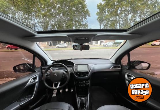 Autos - Peugeot 208 Feline 2014 Nafta 70000Km - En Venta