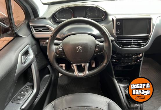 Autos - Peugeot 208 Feline 2014 Nafta 70000Km - En Venta