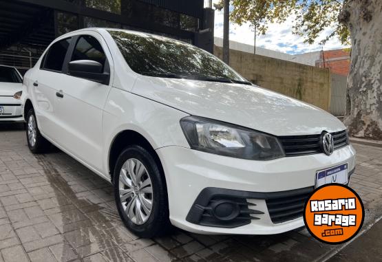 Autos - Volkswagen Voyage Trendline 2016 Nafta 130000Km - En Venta